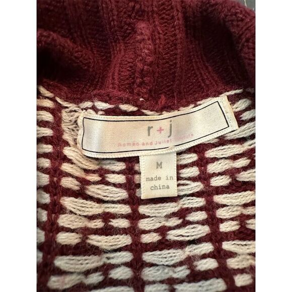Romeo & Juliet Couture Women's Burgundy Geometric Cardigan Sweater M - Picture 8 of 12